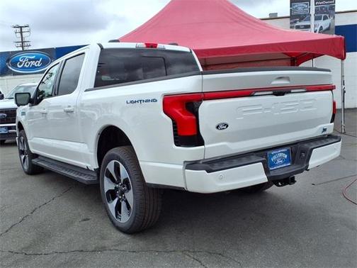 2025 Ford F-150 Lightning Platinum