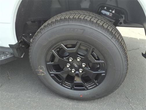 2025 Ford F-150 Lightning XLT