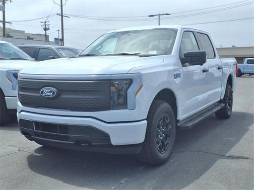 2025 Ford F-150 Lightning XLT