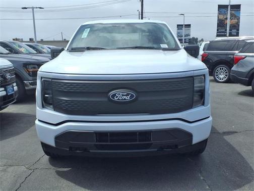 2025 Ford F-150 Lightning XLT