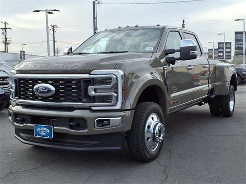 2026 Ford F-450 Platinum