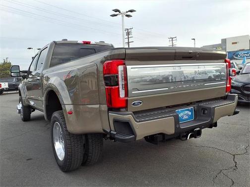 2026 Ford F-450 Platinum