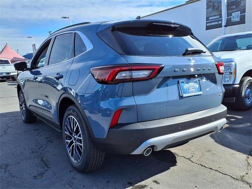2025 Ford Escape PHEV SE