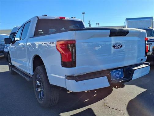 2025 Ford F-150 Lightning Flash