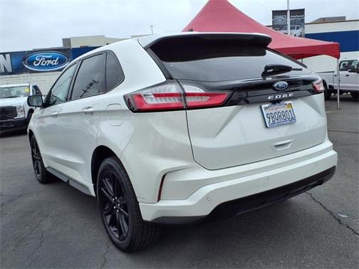 2022 Ford Edge ST Line