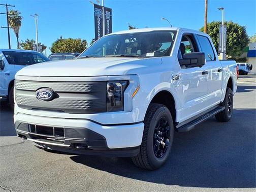 2025 Ford F-150 Lightning XLT