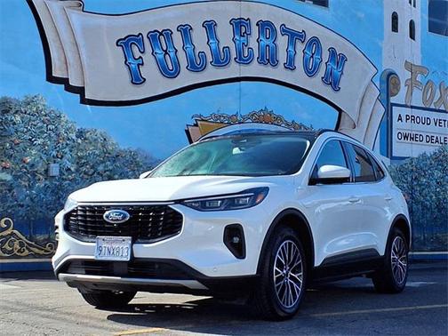 2024 Ford Escape PHEV SE