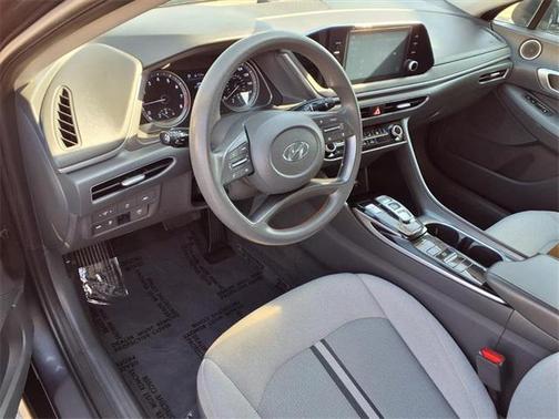 2020 Hyundai SONATA SE