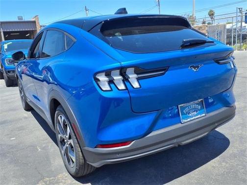 2025 Ford Mustang Mach-E Select
