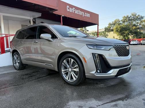 Latte Metallic 2022 Cadillac XT6 Premium Luxury FWD