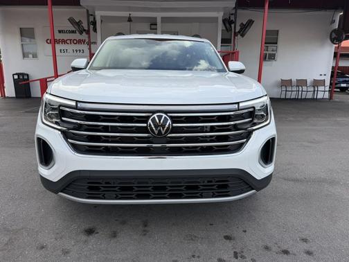 opal white pearl 2026 Volkswagen Atlas 2.0T SE