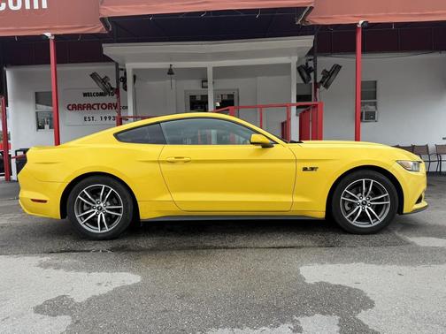 TRIPLE YELLOW TRI-COAT 2016 Ford Mustang EcoBoost
