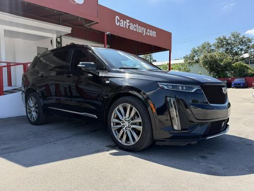 Stellar Black Metallic 2020 Cadillac XT6 Sport AWD
