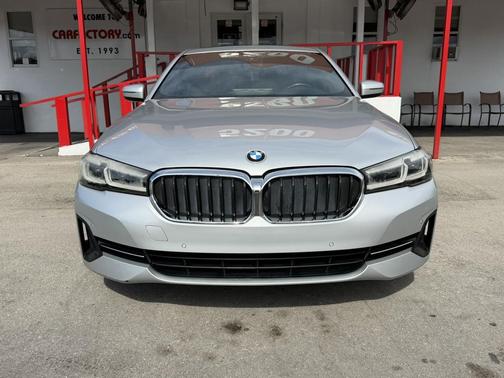 Glacier Silver Metallic 2021 BMW 530 530i