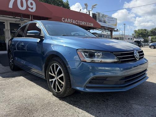 Silk Blue Metal 2017 Volkswagen Jetta 1.4T SE