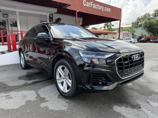 Night Black 2019 Audi Q8 3.0T Premium