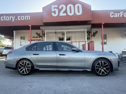 Oxide Grey Metallic 2023 BMW 740 i