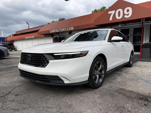 Platinum White 2023 Honda Accord EX