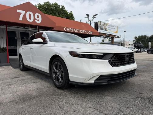 Platinum White 2023 Honda Accord EX