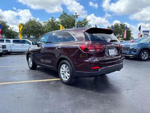 Sangria 2019 Kia Sorento LX