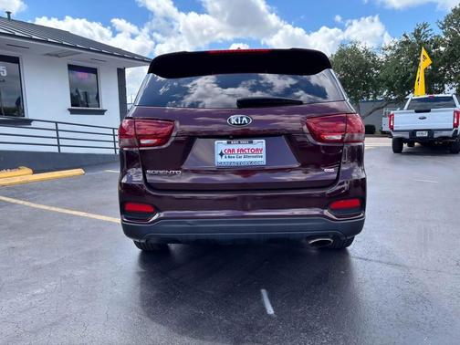 Sangria 2019 Kia Sorento LX