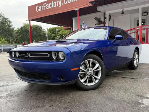 Indigo Blue 2022 Dodge Challenger SXT
