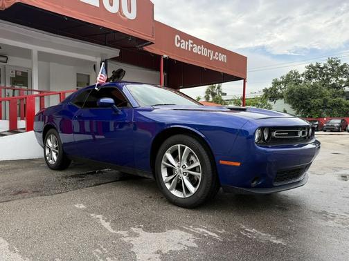 Indigo Blue 2022 Dodge Challenger SXT
