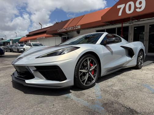 2021 Chevrolet Corvette Stingray w/3LT