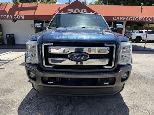BLUE JEANS METALLIC 2016 Ford F-250 Lariat