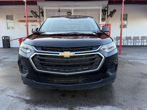 Mosaic Black Metallic 2020 Chevrolet Traverse LS