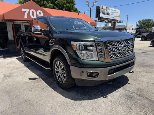 Midnight Pine Metallic 2019 Nissan Titan XD Platinum Reserve