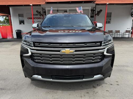 Dark Ash Metallic 2023 Chevrolet Suburban Premier