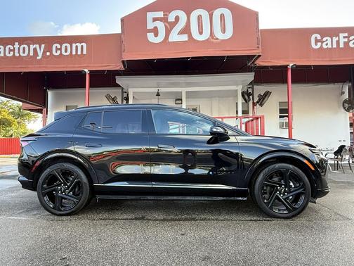 Black 2025 Chevrolet Equinox EV RS