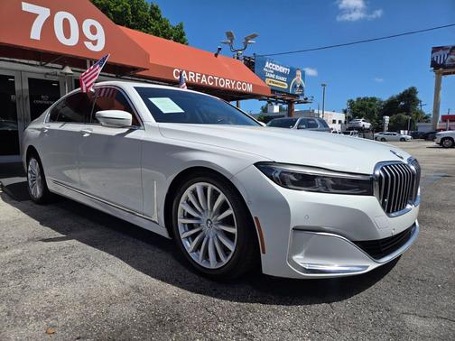 Alpine White 2020 BMW 740 740i