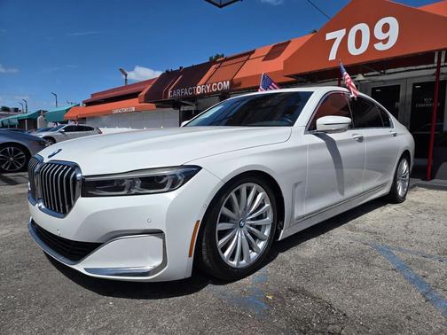 Alpine White 2020 BMW 740 740i