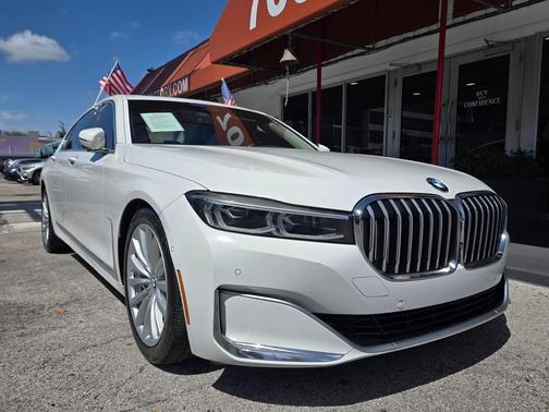 Alpine White 2020 BMW 740 740i