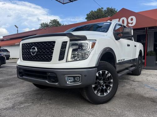 Pearl White 2019 Nissan Titan PRO-4X