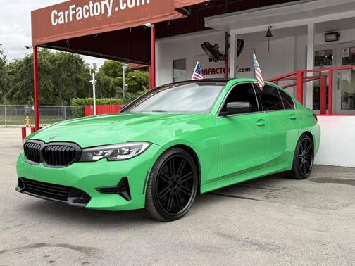 Black Sapphire Metallic 2020 BMW 330 330i