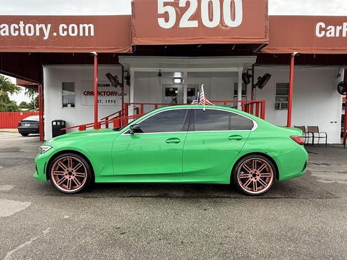 Black Sapphire Metallic 2020 BMW 330 330i