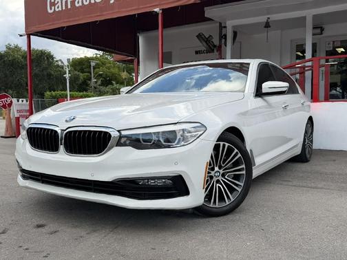 Alpine White 2018 BMW 530 530i