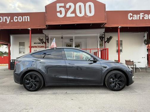 Stealth Grey 2025 Tesla Model Y Long Range Dual Motor Rear-Wheel Drive