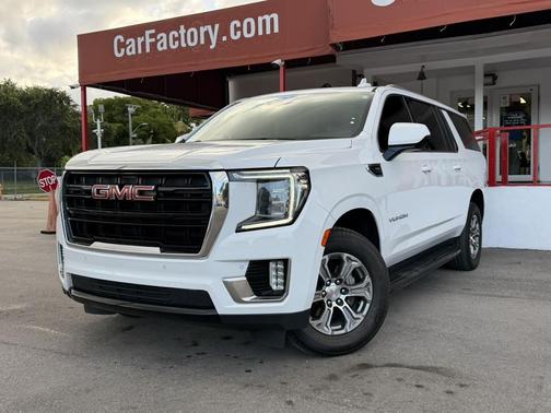 Summit White 2023 GMC Yukon XL SLE