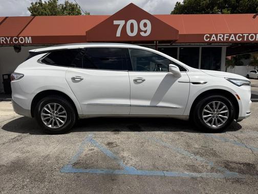 Summit White 2024 Buick Envision Preferred AWD