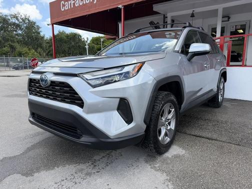 Silver Sky Metallic 2024 Toyota RAV4 Hybrid LE