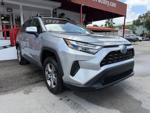 Silver Sky Metallic 2024 Toyota RAV4 Hybrid LE