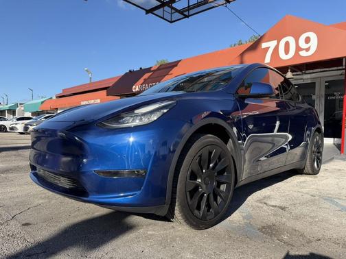 Deep Blue Metal 2021 Tesla Model Y Standard Range Rear-Wheel Drive