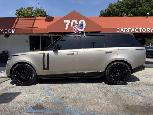 Batumi Gold Pre 2024 Land Rover Range Rover P400 SE