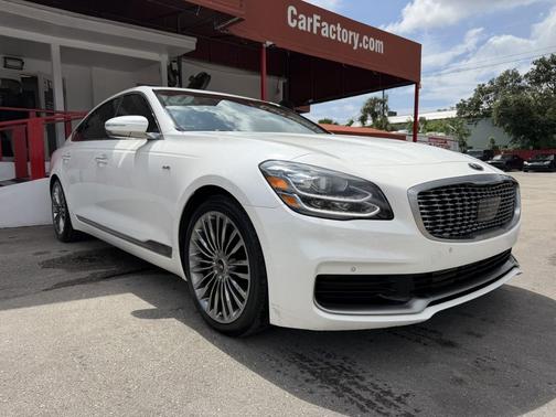 Snow White Pearl 2019 Kia K900 Luxury