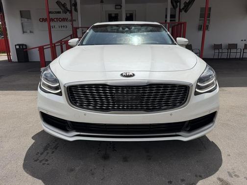 Snow White Pearl 2019 Kia K900 Luxury