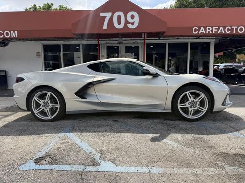 Silver Flare Metallic 2023 Chevrolet Corvette Stingray w/3LT